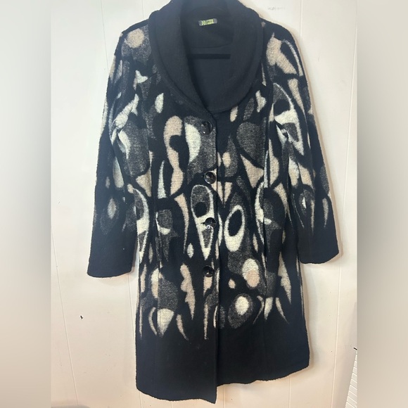 Dolcezza, size Small, Wool long sleeve, long fitted cardigan. Button up, pockets - Picture 1 of 9